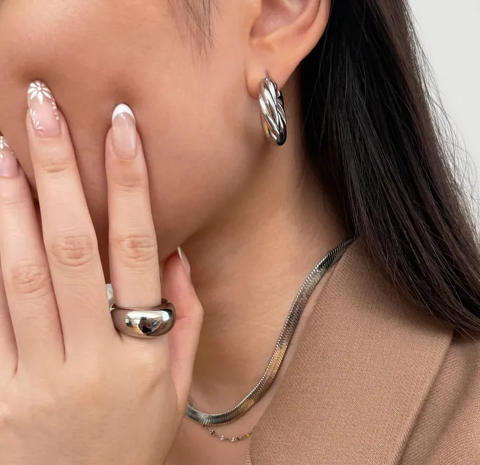 DONNA SILVER SMALL CHUNKY TWIST HOOP EARRINGS MAI DSIRE Earrings