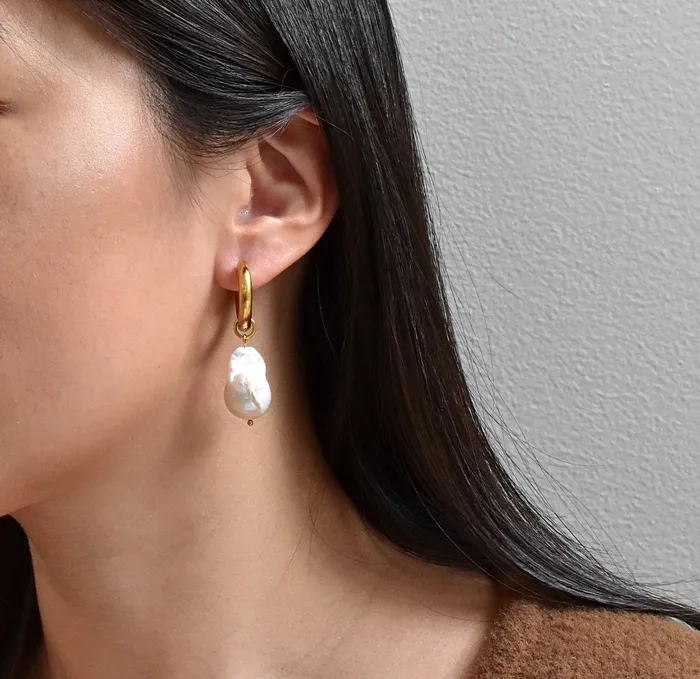 Earrings Mai Dsire JULIET 2 IN 1 JUMBO BAROQUE PEARL EARRINGS