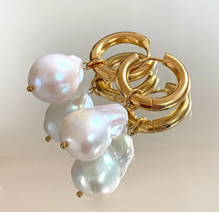 Earrings Mai Dsire JULIET 2 IN 1 JUMBO BAROQUE PEARL EARRINGS