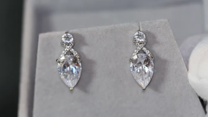 Earrings Teardrop Ear Studs Diamond Ear Studs Womens Diamond Ear Studs Lab Diamonds London