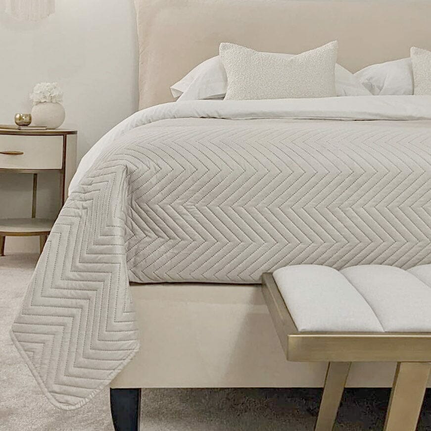 Bedding |   Hugo Ivory Quilted Bedspread Beadspreads & Throws Beadspreads & Throws